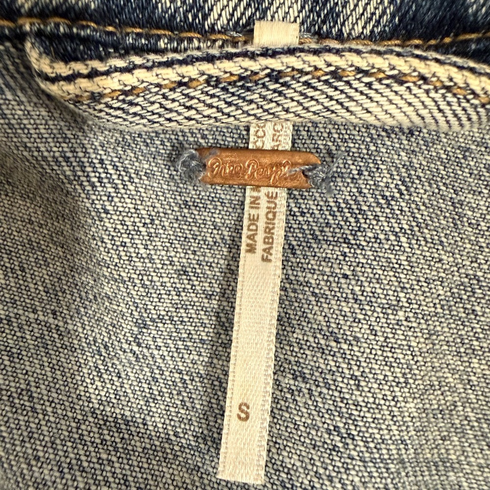 Free People 💕Light Blue Jean Jacket S - Picture 5 of 6